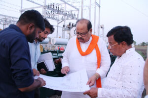 एमएसएमई मंत्री चेतन्य काश्यप ने महिदपुर रोड निर्माणाधीन औद्योगिक क्षेत्र का औचक निरीक्षण किया :पावर सब स्टेशन का कार्य जल्द पूर्ण करने के निर्देश
