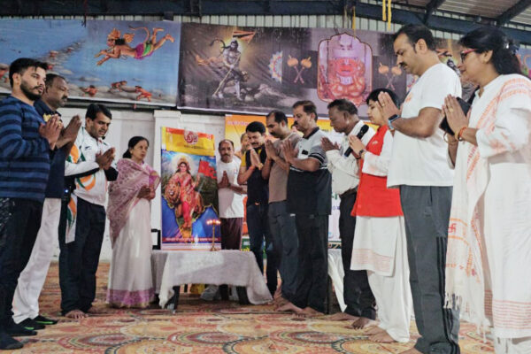 योग प्रतिदिन करके रहे निरोग – महापौर प्रहलाद पटेल विधायक सभागृह में तीन दिवसीय योग महोत्सव का शुभारंभ