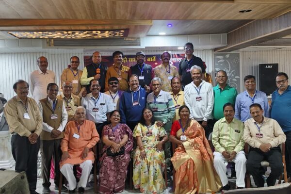 अनुनाद की अनुगूँज यत्र, तत्र एवं सर्वत्र फैलती जा रही हैं