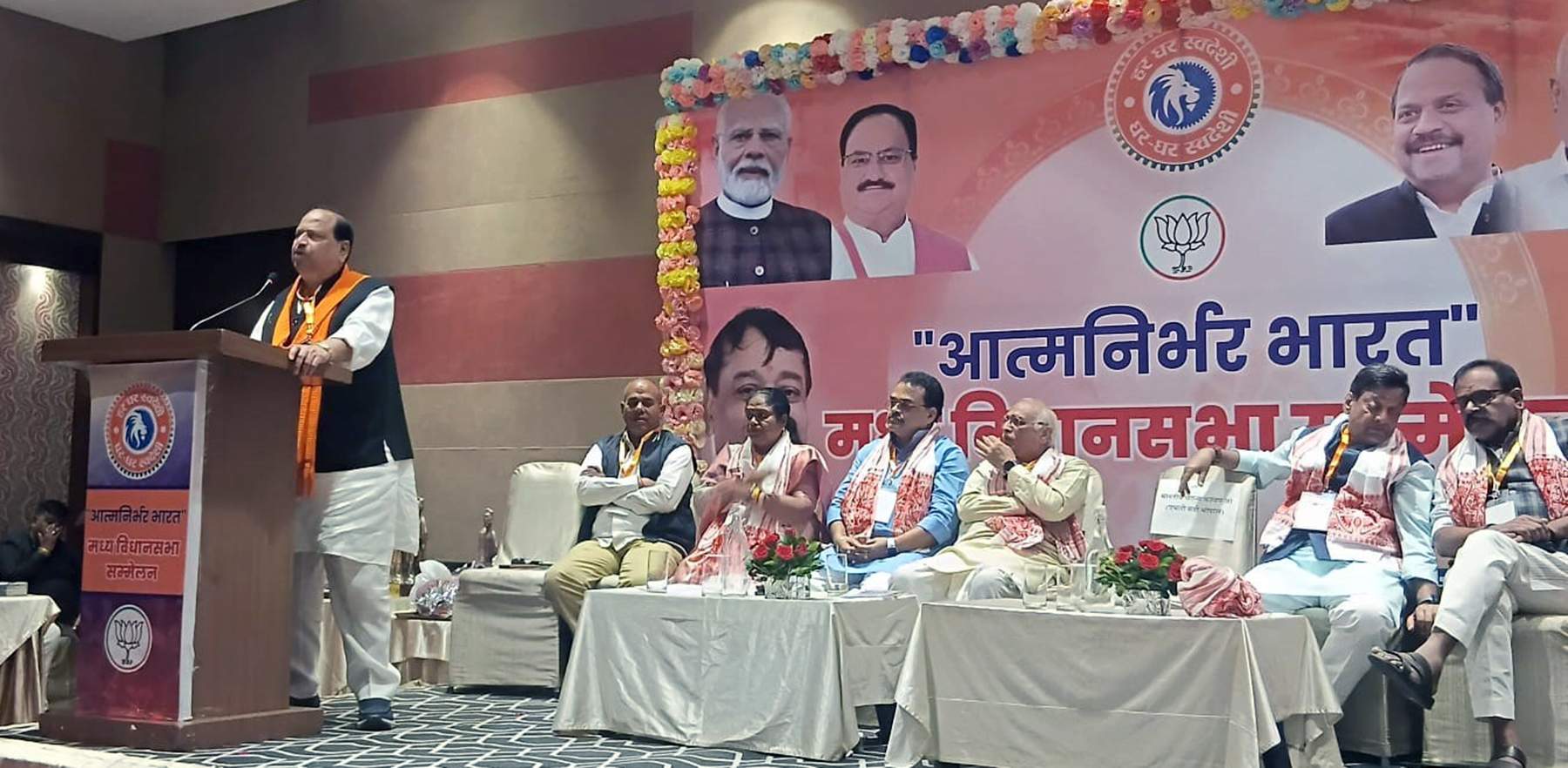 आत्मनिर्भर विकसित भारत बनाने के तीन मंत्र – चेतन्य काश्यप