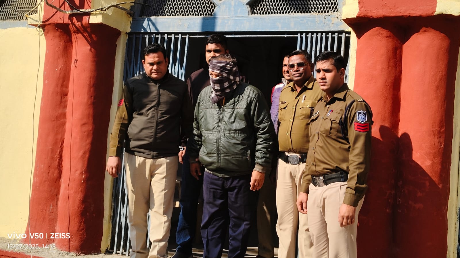 64 लाख रुपये की हुंडी दलाली धोखाधड़ी का खुलासा : माणकचौक पुलिस व सायबर सेल की संयुक्त कार्यवाही, फरार आरोपी उदयपुर से गिरफ्तार