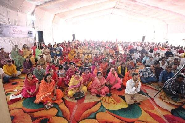 शीतल तीर्थ पर भव्य महामस्तकाभिषेक सम्पन्न- होली से पहले खेली पंचामृत द्रव्यों के साथ प्रभू संग होली