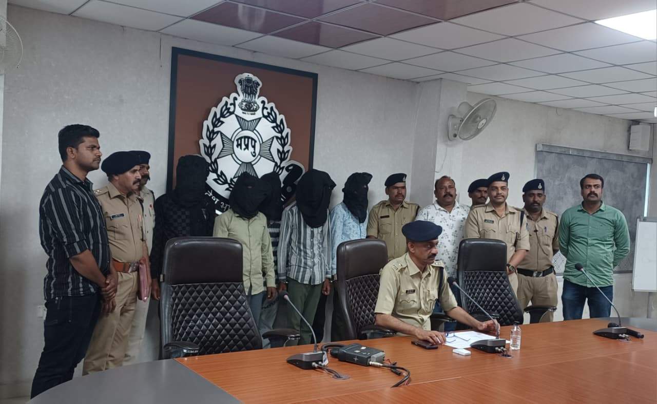 रतलाम पुलिस की त्वरित कार्रवाई — ट्रक चालकों से मारपीट कर हत्या के प्रकरण का खुलासा, 07 आरोपी गिरफ्तार