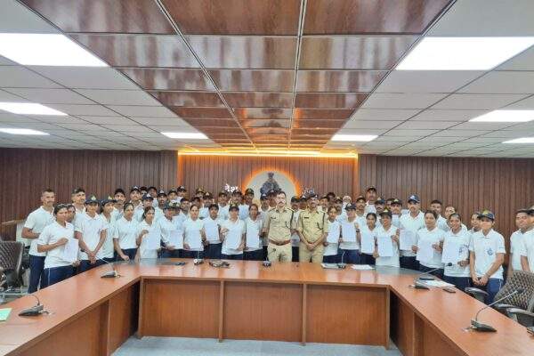 रतलाम जिले को मिले 100 नव चयनित आरक्षक, पुलिस अधीक्षक ने नियुक्ति पत्र देकर किया स्वागत