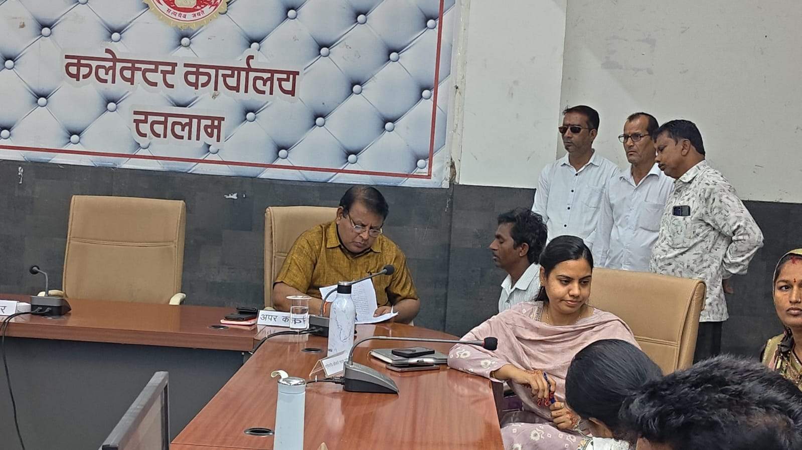 जनसुनवाई में 137 आवेदनों की सुनवाई की