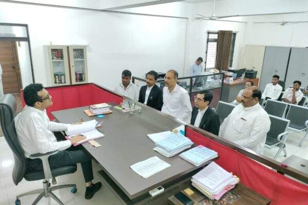 कलेक्टर न्यायालय में नियमित रूप से होगी प्रकरणों की सुनवाई : कलेक्टर श्री अजय कटेसरिया