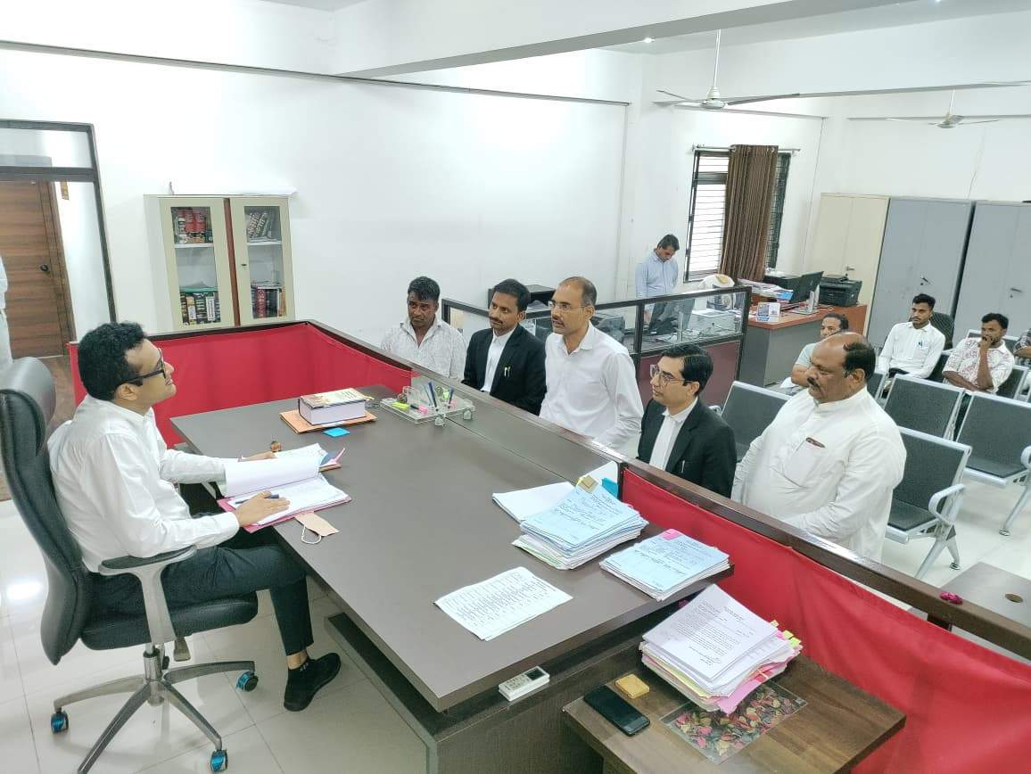 कलेक्टर न्यायालय में नियमित रूप से होगी प्रकरणों की सुनवाई : कलेक्टर श्री अजय कटेसरिया