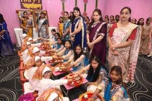 जन चेतना परिषद द्वारा संचालित दिव्यांग विद्यालय के छात्र अरविन्द मार्ग स्थित श्री गुरु तेग बहादुर एकेडमी के खालसा सभागृह पहुंचे तथा सामूहिक रक्षाबंधन का पर्व मनाया