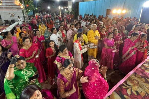श्री श्रीमाली ब्राह्मण समाज की कुलदेवी माता महालक्ष्मी जी का दो दिवसीय प्रकटोत्सव शाही सवारी निकल कर रात 12:00 बजे महा आरती कर मनाया